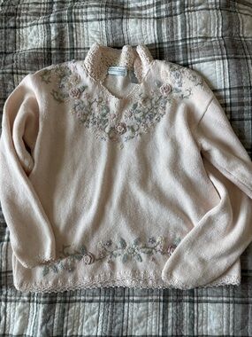 Vintage Light Pink Embroidered Floral Sweater